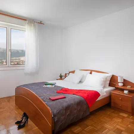 Lucy In Lejlighed Split