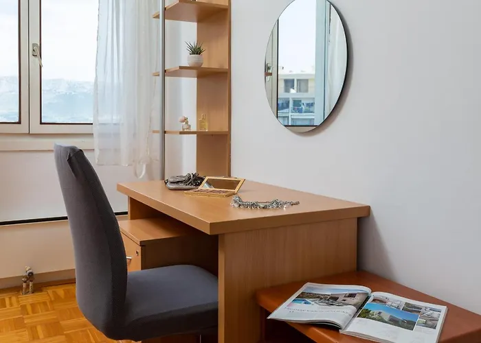 Lucy In Lejlighed Split